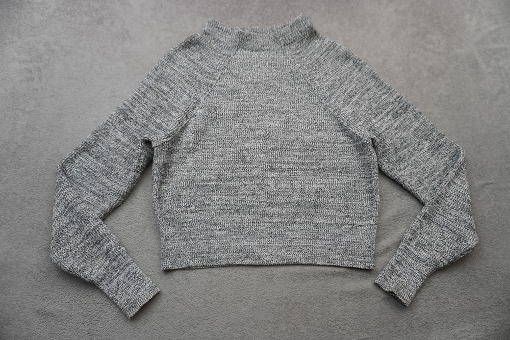 Free People Sweater Womens Small Gray Cropped Mock Neck Raglan Knit Pullover